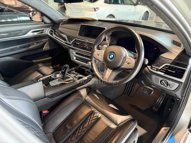 2022 BMW 740Le xDrive M Sport 3.0L (A) - 5