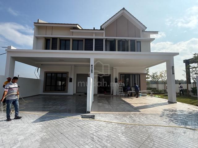 FREEHOLD Full Loan Gated π₯2 Storey Terrace Ayer Keroh Toll MITC Utem 1