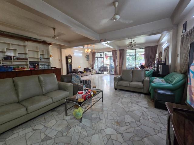 Double Storey Semi D, Greenlane, 6 Rooms 1