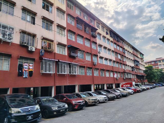 Flat Kelompok Camar 1
