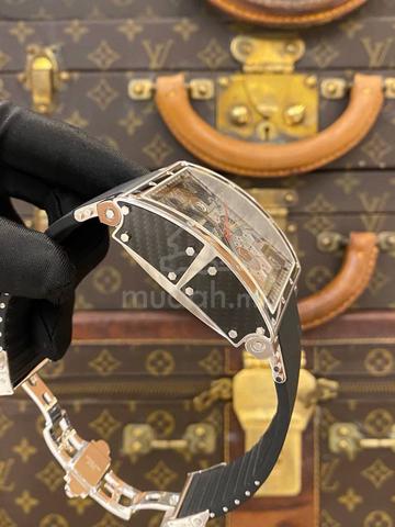 Carousel Image
