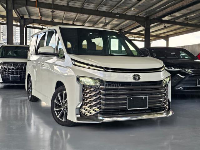 2023 Toyota VOXY S-Z & Toyota 5 Years Warranty - 1