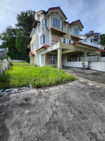 BUKIT JAMBUL 3 STOREY SEMI-D, Penang 4