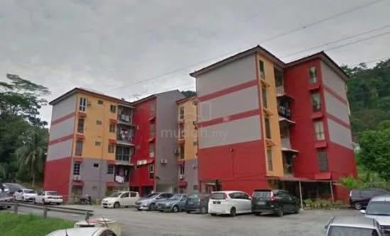 Pangsapuri Nuri (Taman Bukit Idaman) 1