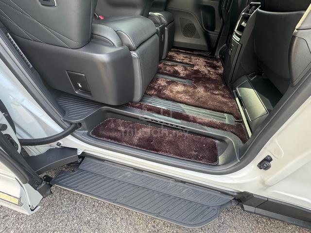 2024 Toyota ALPHARD 2.5 EXECUTIVE LOUNGE HEV 5A - 3