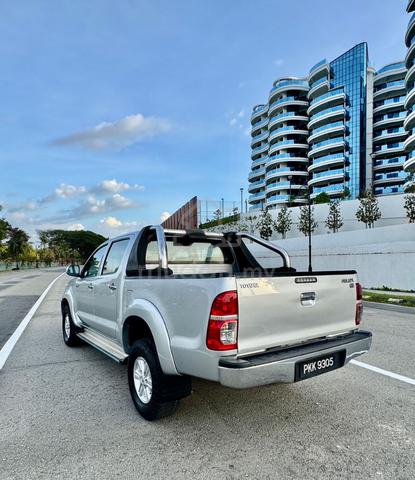 2012 Toyota HILUX 2.5 G (A) - 2
