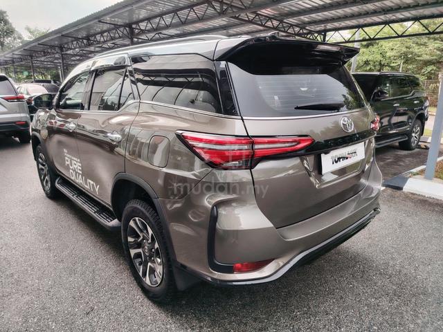 Toyota FORTUNER 2.8VRZ (A) 1,717km Demo Unit - 5