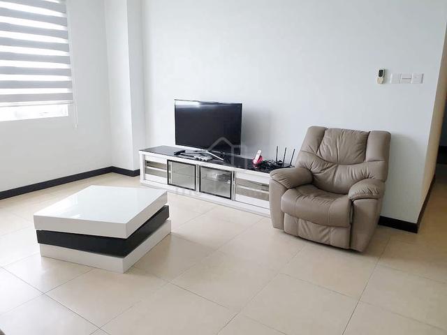 Pearl Regency 1