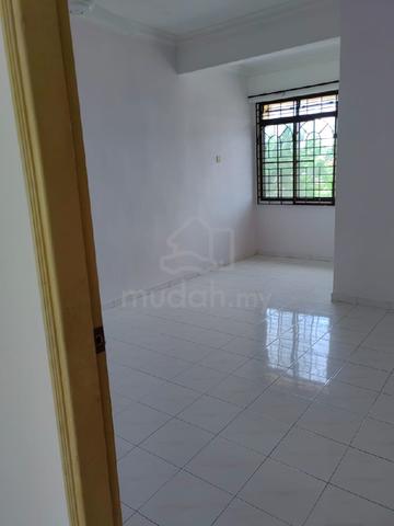 Rent Kampung Lapan  #MelakaPangsapuri Kenanga Mewah 1