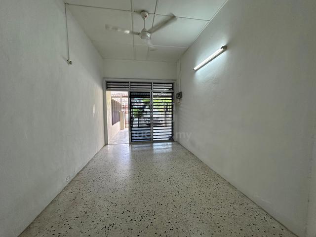 [FOR RENT] Bandar Mutiara/Nearby Bakar Sampah- 1-Storey Terrace House 1