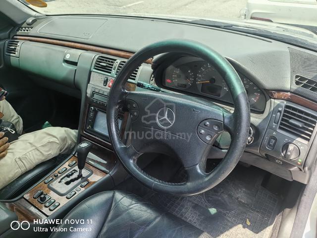 2000 Mercedes Benz E-CLASS 2.4 240 ELEGANCE (CBU) - 4
