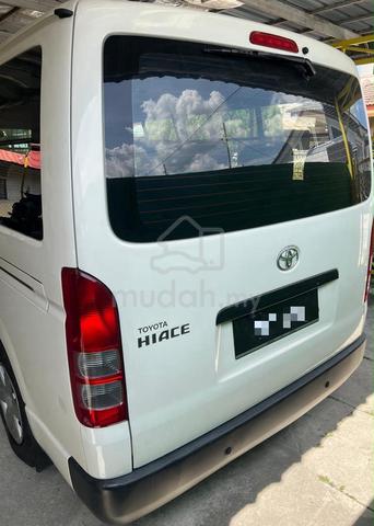 2021 Toyota HIACE 2.5 Windows Van (M) - 3
