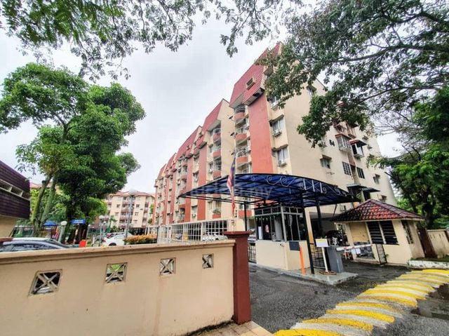 Teratai Mewah Condominium 1