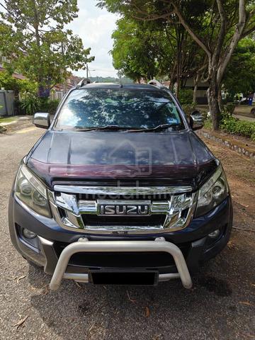 2015 Isuzu D-MAX 3.0 V-CROSS 4X4 (A) - 1