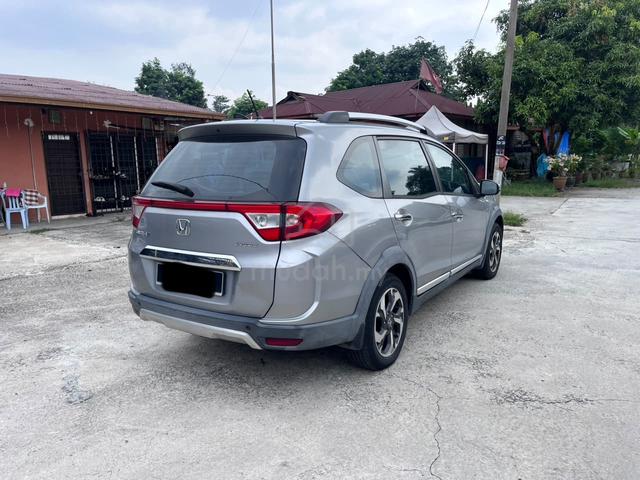 2018 Honda BR-V 1.5 V -- (LOAN KEDAI) - 5
