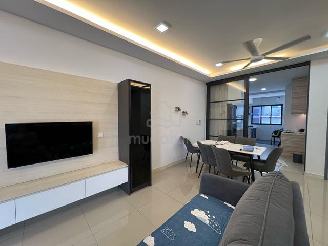 [Facing Open] Extra long 18ft 2sty Terrace Garland Kota Emerald Rawang 1