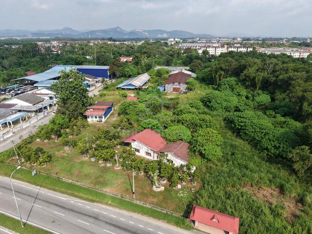 Tambun Facing Mainroad Industrial Land 5 Acres 1