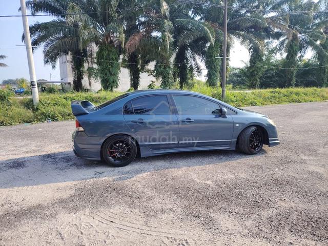 2009 Honda CIVIC 1.8 I-VTEC (A) - 4