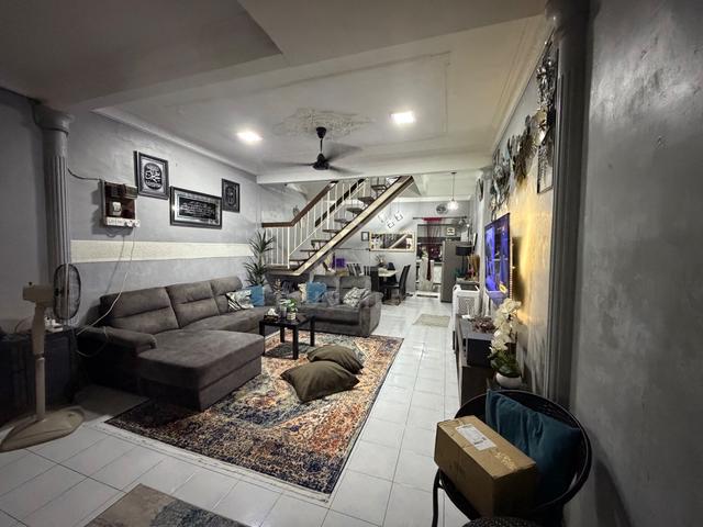 Teres 2 Tingkat Taman Maju Rapat Ipoh Renovated Unit 1