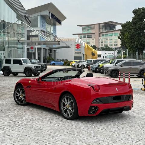 2011 Ferrari CALIFORNIA 4.3 (A) ROSSO CORSA! - 2