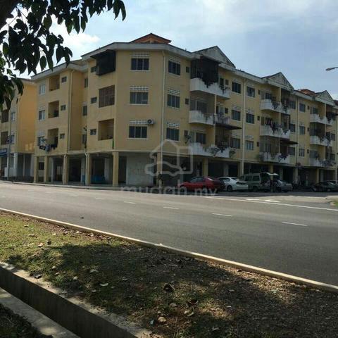 Apartment Nilai Perdana 1