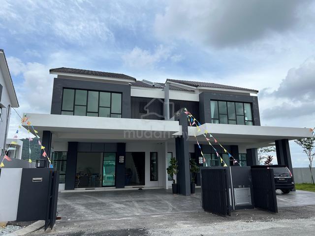 Double Storey Semi Detached at Lahat 1