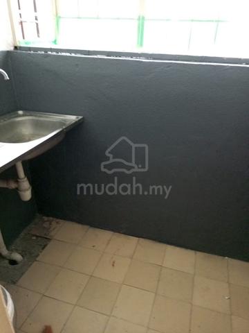 Residensi Warnasari 3 1