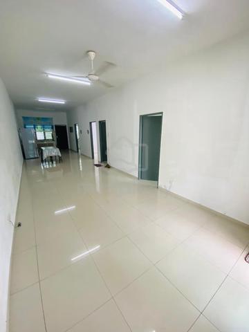 Single Storey Terraced House Near Tanjung Lumpur, HTAA for Rent 1