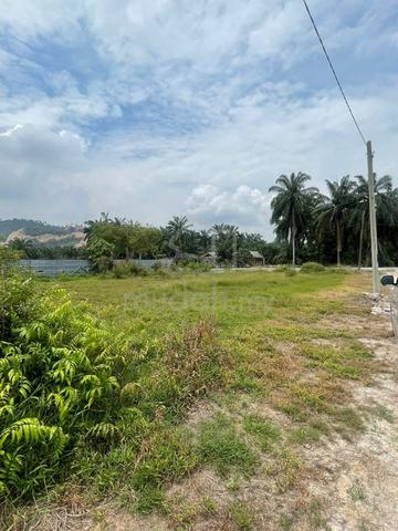 Lot Depan Nama Terus Masuk Geran di Pt Baru Kg Bukit Hijau Jeram 1