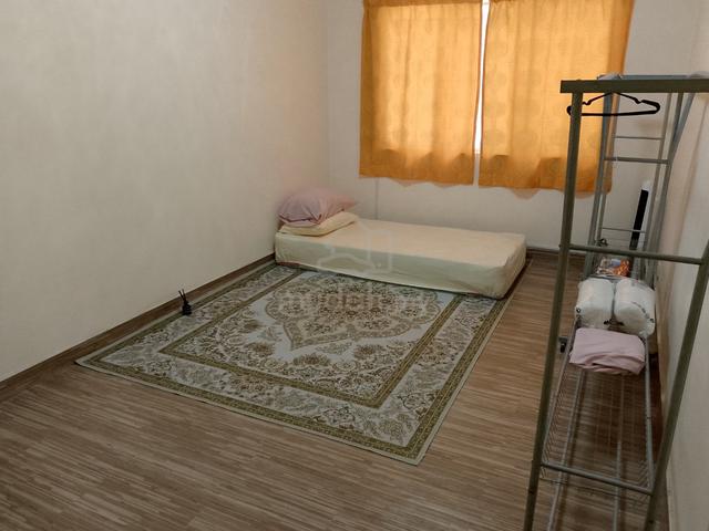 Partially Furnished Kuala Lumpur Old Klang Road Room For Rent 1