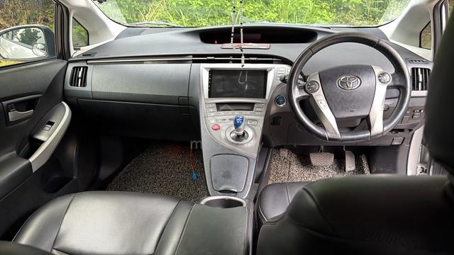 2012 Toyota PRIUS 1.8 LUXURY (HYBRID) ZVW30R - 2