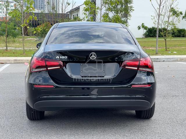 Mercedes A180 SE Sedan **Memory Seat** - 4