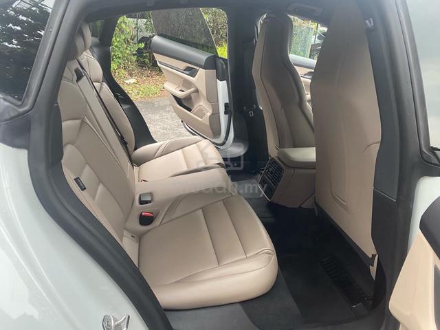 2023 Porsche TAYCAN S/Chrono Bose 360V P/Boot L/Mi - 5