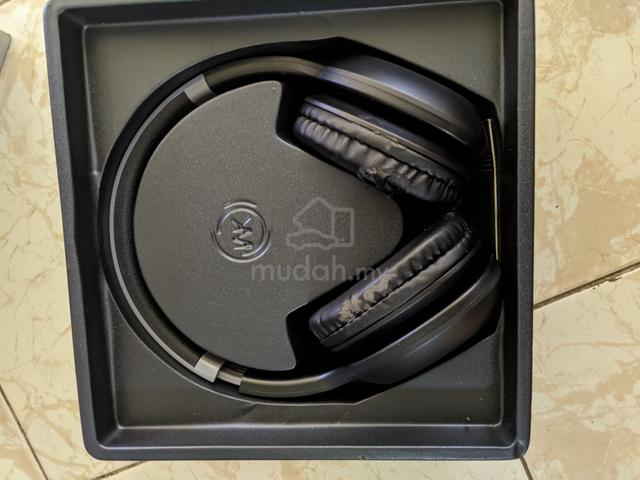 Carousel Image
