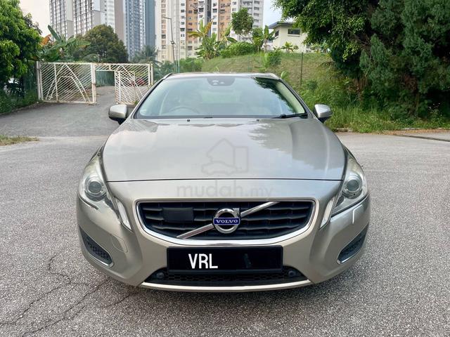Volvo V60 2.0 T5 1 TGN ORI KM NICE CONDITION 9/10 - 2