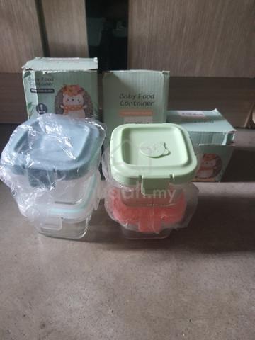 baby feeding things  - photo 2 of 4
