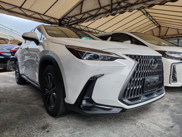 2023 Lexus NX 250 2.5 Panoramic Roof 9,000km 5A - 1