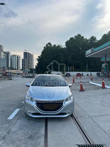 2015 Peugeot 208 1.6 VTi ALLURE (A) - 1