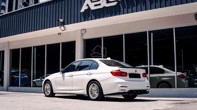 Bmw 318i 1.5 FACELIFT CONVERT M3 S.RIM L.SEAT 2018 - 2