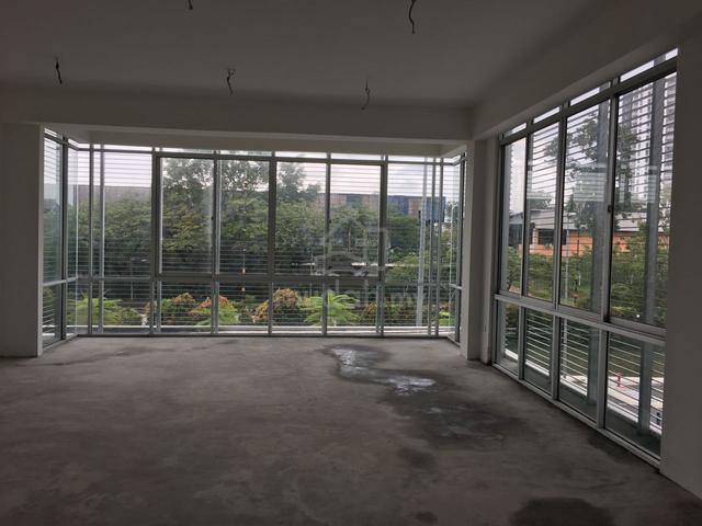Commercial Shop For Rent 3