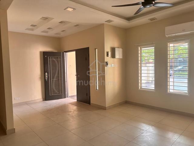 Bandar Puteri 12, Puchong Double Storey Terrace House For Sale 1