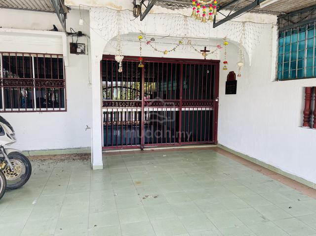 House for Rent (Tmn Intan Kapar) 1