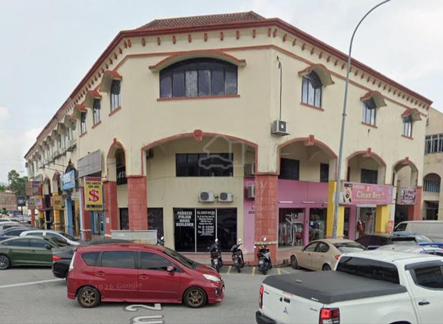 2nd Floor Shop Lot for Rent Selayang, Corner Lot 1