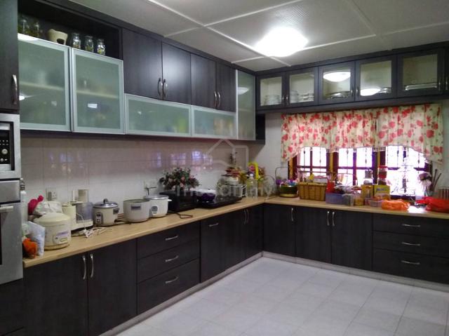 Banglo 2 tingkat untuk dijual 5