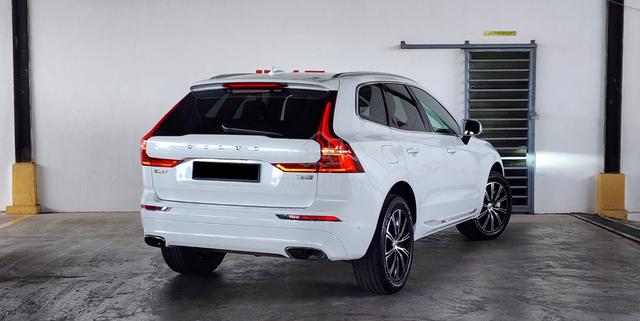 2019 Volvo XC60 2.0 T8 INSCRIPTION (A) TTop Cdtn!! - 2