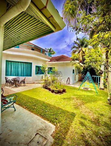Hidden Gem Freehold Bungalow with Family-Sized Garden in Tanjung Bunga 1