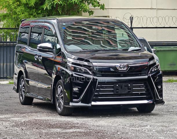 2021 Toyota VOXY 2.0 ZS KIRAMEKI III (A) - 1