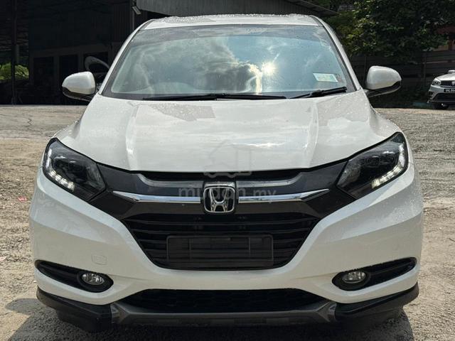 2017 Honda HR-V 1.8 V (A) LOW MILEAGE NICE CAR - 3