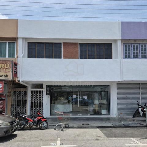 Hot 2 Storey Shoplot Seri Duyong Ayer Molek facing Mainroad 1