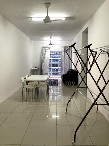 Bilik sewa kerinchi residensi khas perempuan near lrt 1